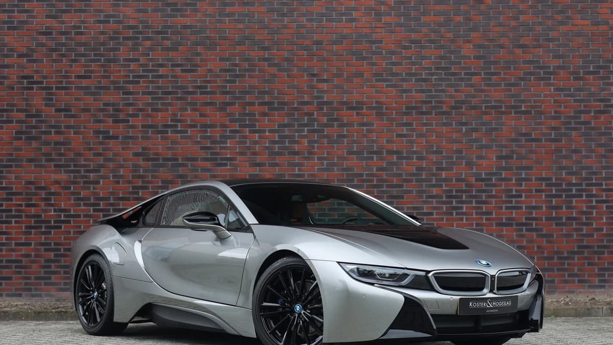 BMW I8 — foto 1