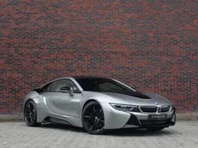 BMW I8 thumbnail 1