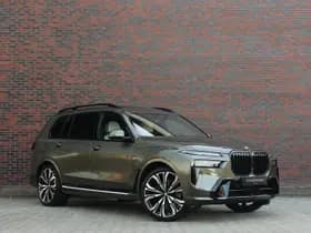 BMW X7 thumbnail 1