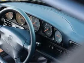 Porsche 993 thumbnail 2