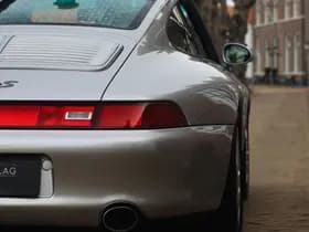 Porsche 993 thumbnail 2