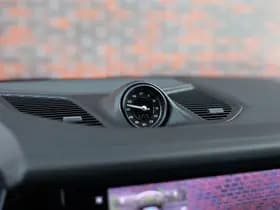 Porsche Cayenne thumbnail 4