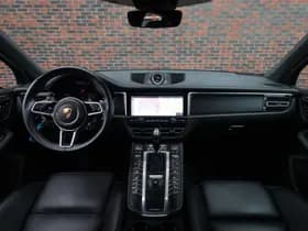 Porsche Macan thumbnail 3