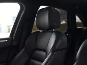 Porsche Macan thumbnail 4