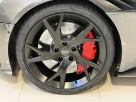 Aston Martin DBS 5.2 V12 Superleggera thumbnail 6