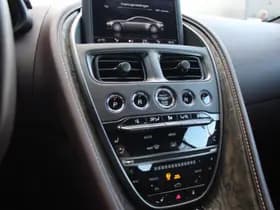 Aston Martin DB11 4.0 V8 thumbnail 17