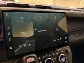 Land Rover Defender P300e 110 S PHEV thumbnail 92