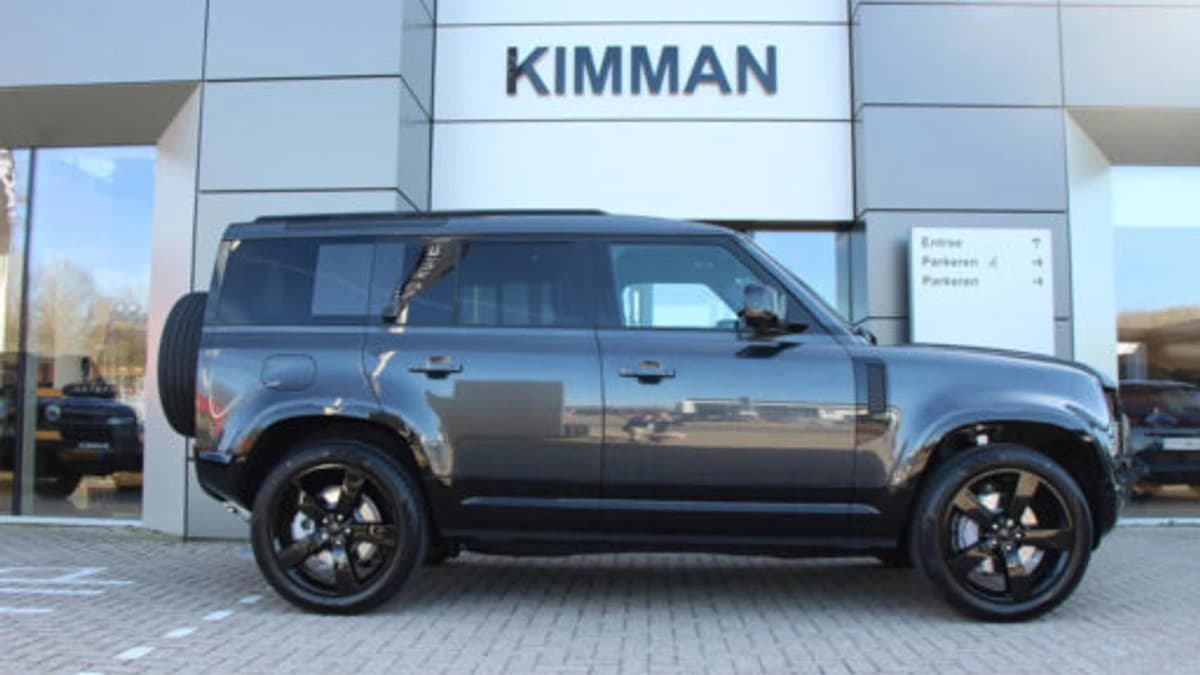 Land Rover Defender 110 5.0 P525 110 V8 — foto 1