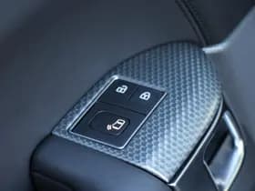 Land Rover Range Rover Sport P400e Limited Edition PHEV thumbnail 124