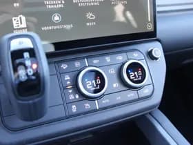 Land Rover Defender 110 P300e Sedona Edition PHEV thumbnail 68