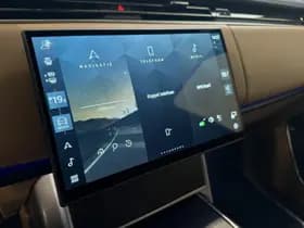 Land Rover Range Rover P550e SV PHEV Riviera Edition 1-10 thumbnail 9