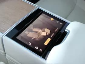 Land Rover Range Rover P550e SV PHEV Riviera Edition 1-10 thumbnail 93