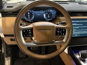 Land Rover Range Rover 3.0 P460e LWB HSE PHEV thumbnail 6