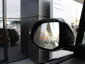 Land Rover Range Rover 3.0 P460e HSE PHEV thumbnail 11