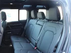 Land Rover Defender P300e 110 X-Dynamic SE PHEV thumbnail 70