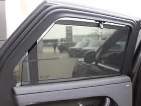 Land Rover Range Rover Sport P400 HST thumbnail 38