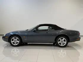 Jaguar XK8 4.0 V8 Convertible thumbnail 3