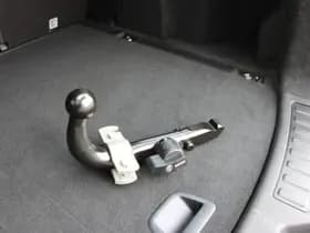 Land Rover Discovery Sport 2.0 Si4 SE thumbnail 8