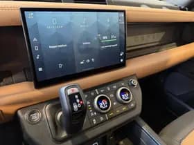 Land Rover Defender 110 2.0 P400e 110 X-Dynamic HSE thumbnail 11