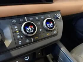 Land Rover Defender 110 2.0 P400e 110 X-Dynamic HSE thumbnail 10