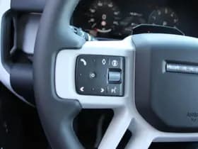 Land Rover Defender thumbnail 15