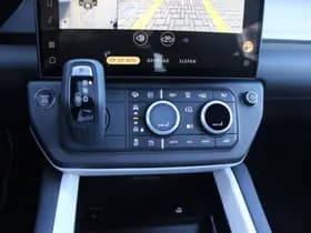 Land Rover Defender thumbnail 20