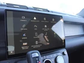 Land Rover Defender thumbnail 22