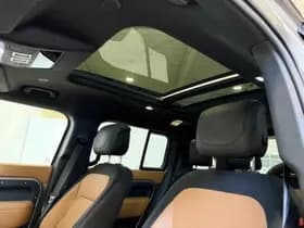 Land Rover Defender thumbnail 51