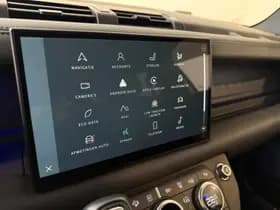 Land Rover Defender thumbnail 71