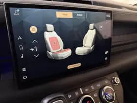 Land Rover Defender thumbnail 73