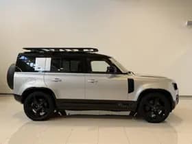 Land Rover Defender thumbnail 68