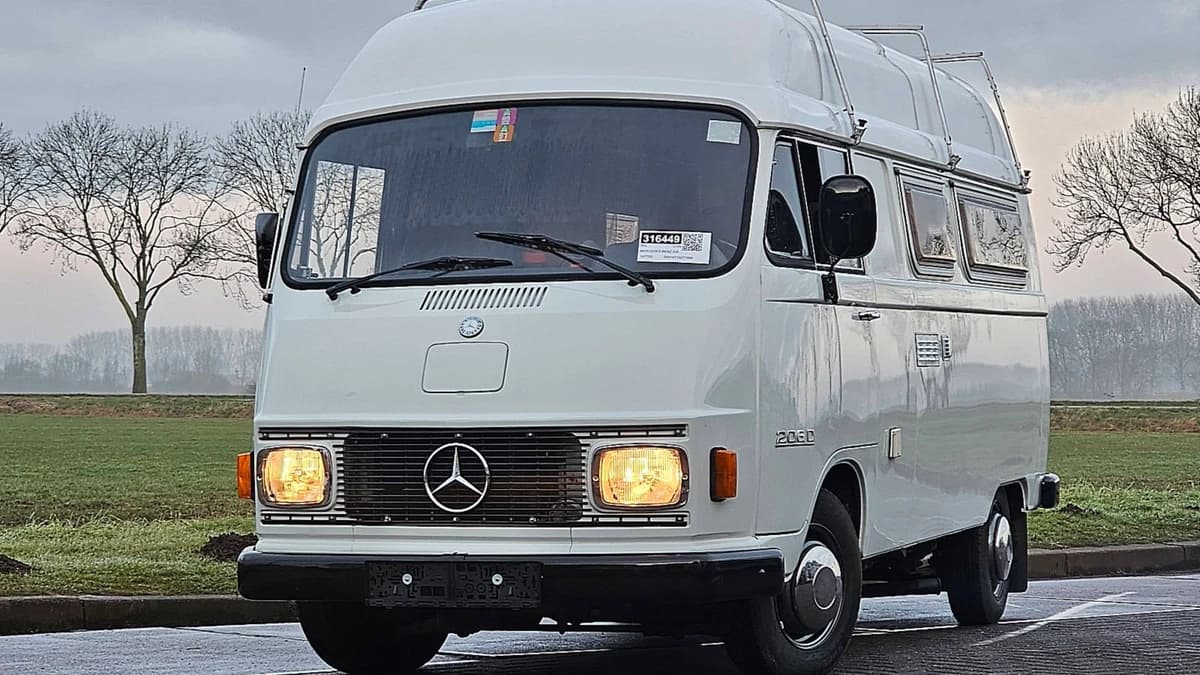 Mercedes-Benz 200 — foto 1