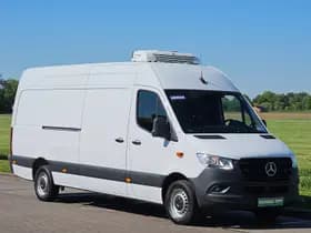 Mercedes-Benz Sprinter thumbnail 4