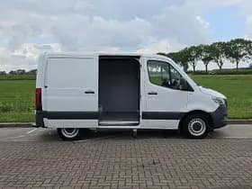 Mercedes-Benz Sprinter thumbnail 16
