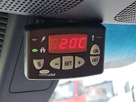 Mercedes-Benz Sprinter thumbnail 13