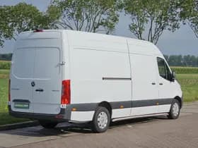 Mercedes-Benz Sprinter thumbnail 3