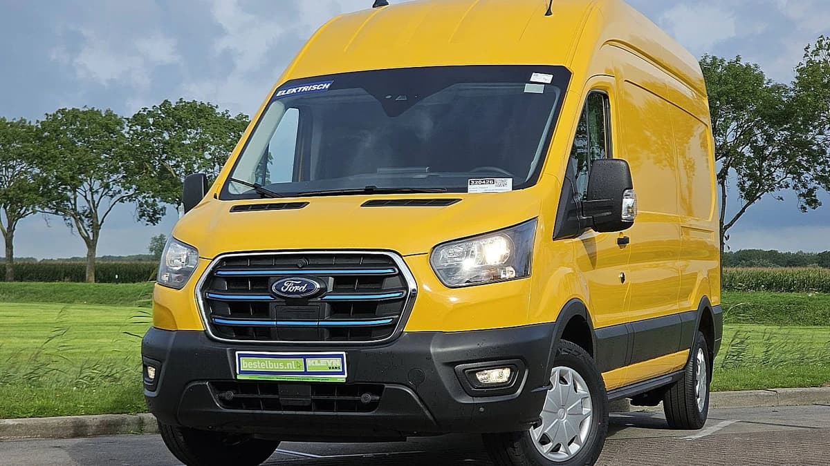 Ford E-Transit — foto 1