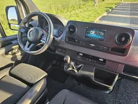 Mercedes-Benz Sprinter thumbnail 7