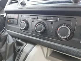 Volkswagen Transporter thumbnail 9