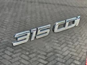 Mercedes-Benz Sprinter thumbnail 16