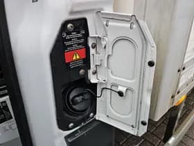 Mercedes-Benz Sprinter thumbnail 16