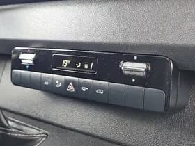 Mercedes-Benz Sprinter thumbnail 9