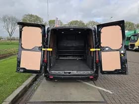 Ford Transit thumbnail 10