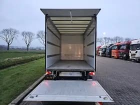 Mercedes-Benz Sprinter thumbnail 14