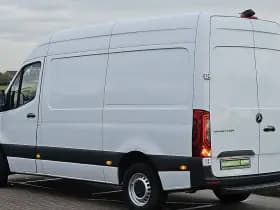 Mercedes-Benz Sprinter thumbnail 5