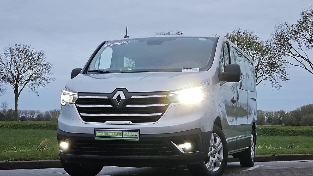 Renault Trafic — foto 1