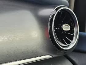 Mercedes-Benz Eqv thumbnail 12