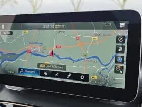 Mercedes-Benz Eqv thumbnail 9