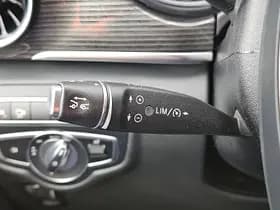 Mercedes-Benz Eqv thumbnail 14