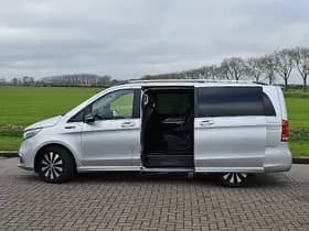 Mercedes-Benz Eqv thumbnail 20